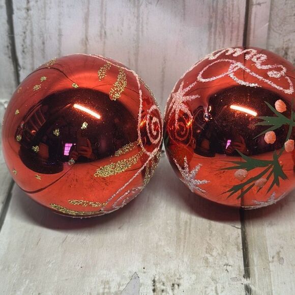 Vintage Red Decorative Merry Christmas Ornaments Holly Berry Gold Glitter 4 set - Picture 5 of 6